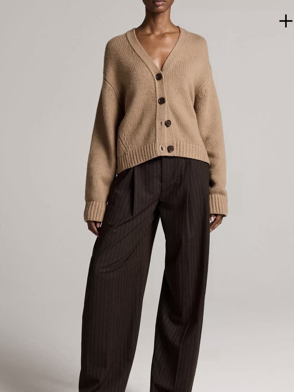 Vince Wool-Cashmere Boxy V-Neck Cardigan camel new tags taking off posh 10/16!